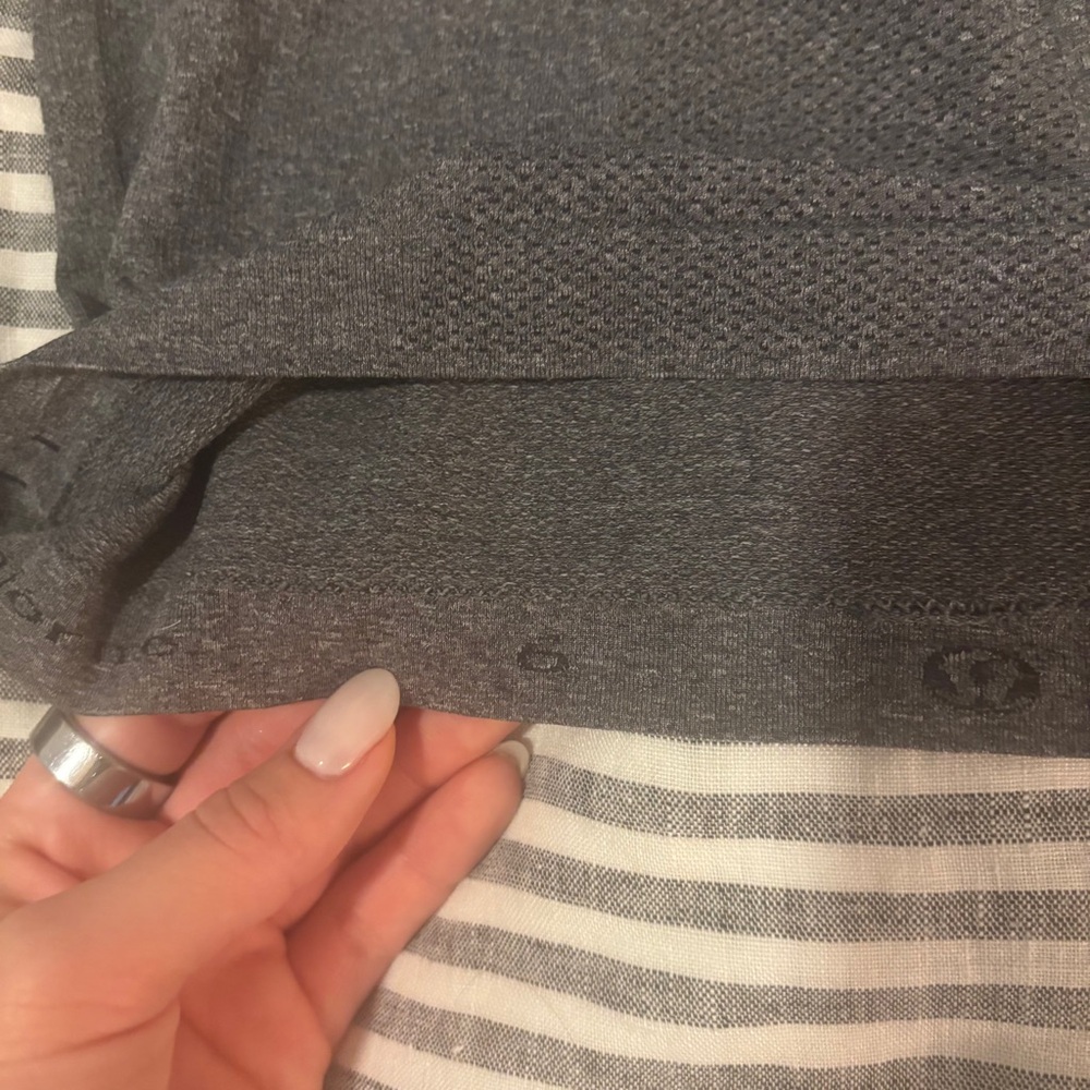 Lululemon long sleeve gray shirt, top for cold weather outdoors, running - Picture 9 of 13